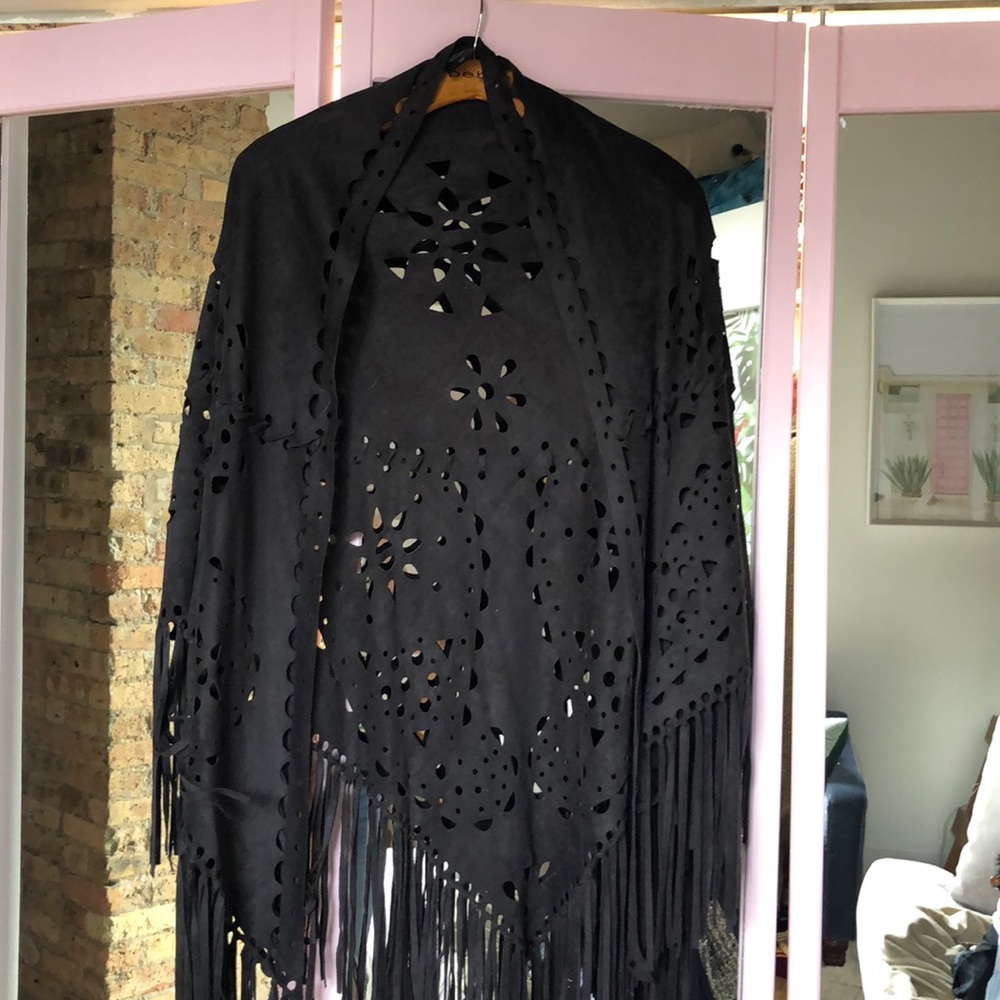 Bebe suede poncho/wrap
